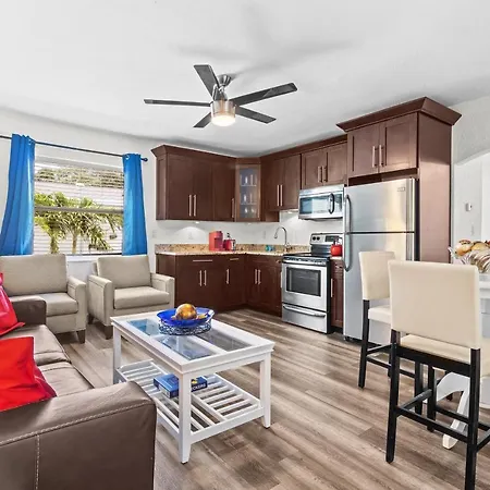 Park Shore Suites At Madeira Beach